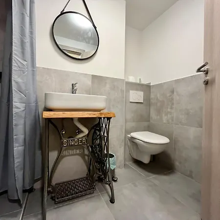 Main Street Dutch Vintage Apartman Rijeka