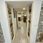 Main Street Dutch Vintage Apartment