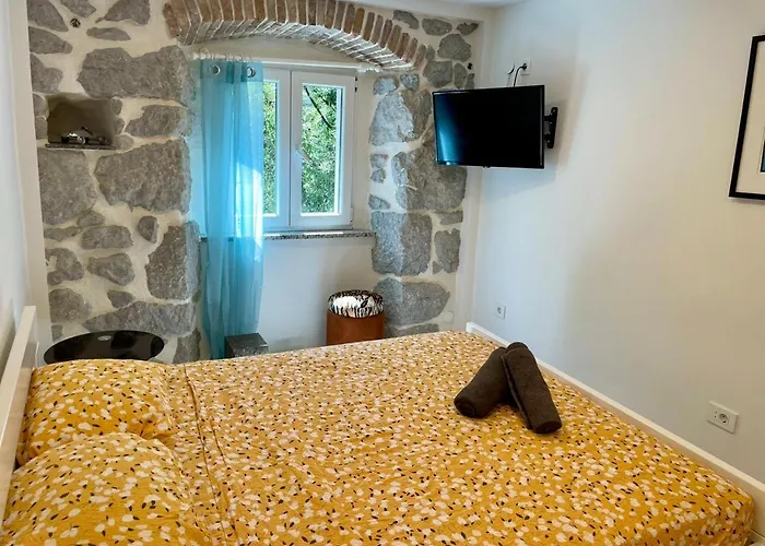 Main Street Dutch Vintage Apartment Rijeka